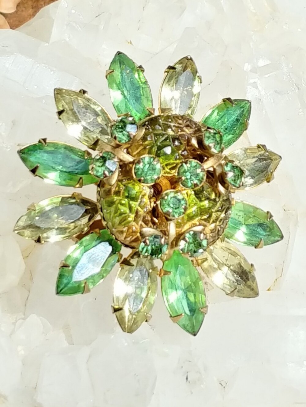 Vintage 1960s Rhinestone & Molded Glass Prong-set Flower Brooch Pin